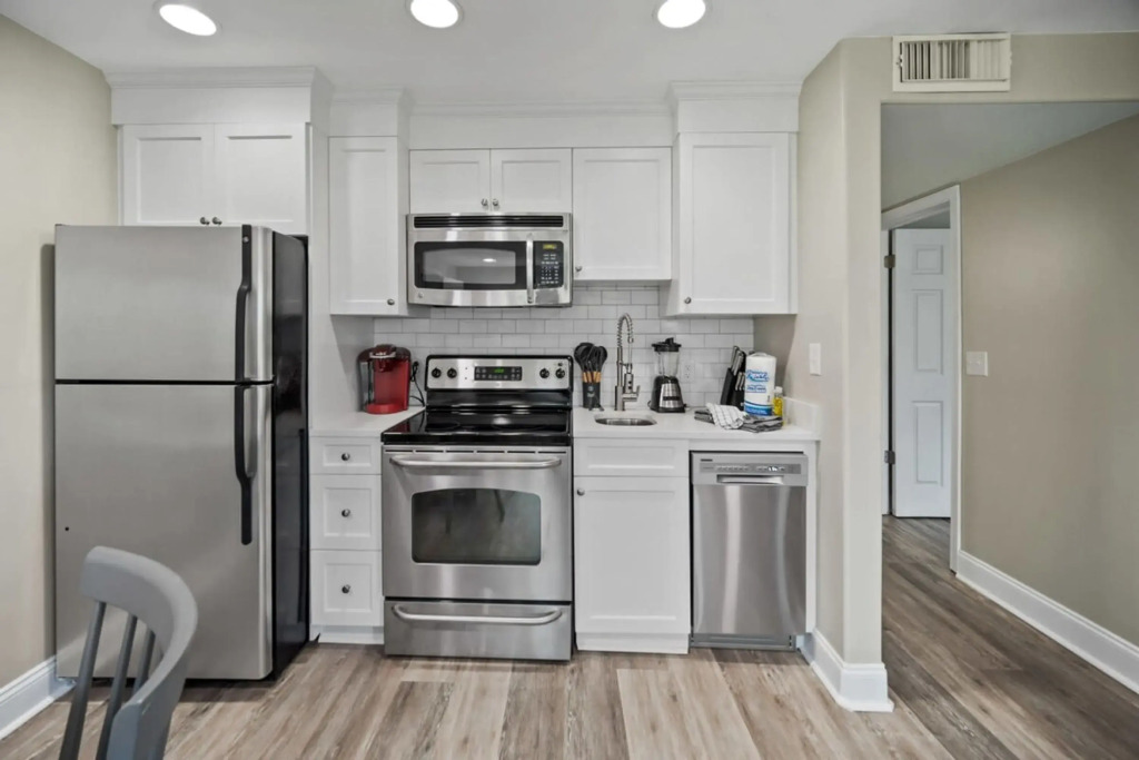 Gorgeous 1st Floor Condo at The Cay w/ Shared Pool