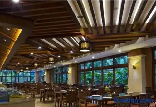 Ramada Plaza by Wyndham Xishuangbanna South