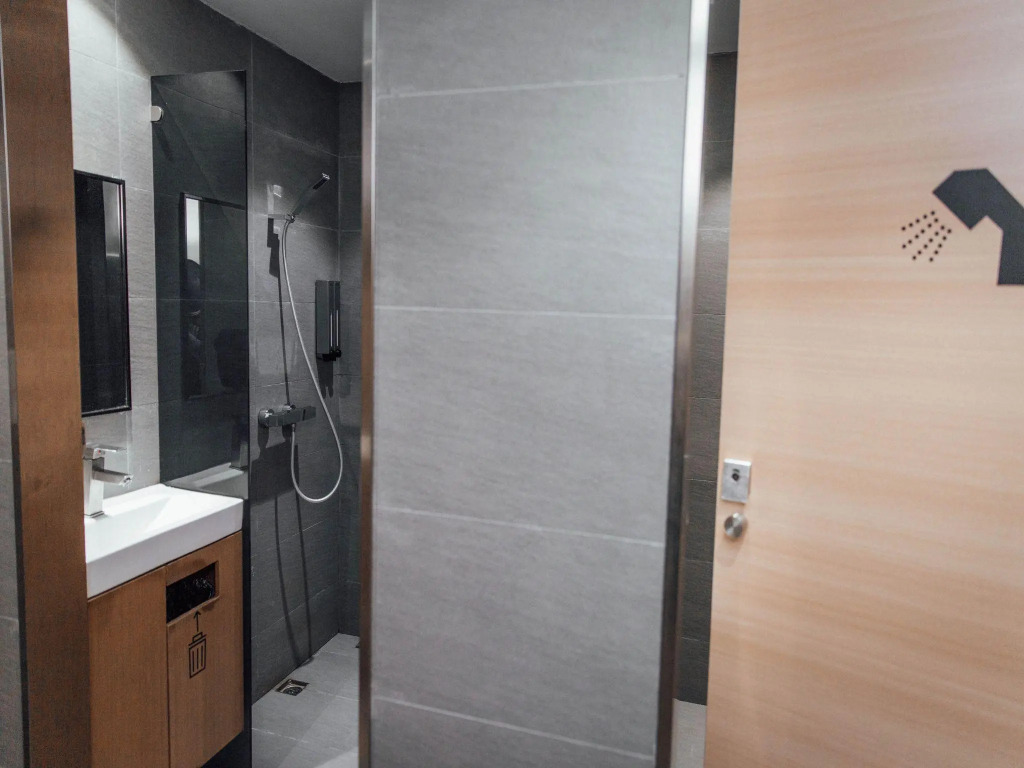 Hotel Honeycomb