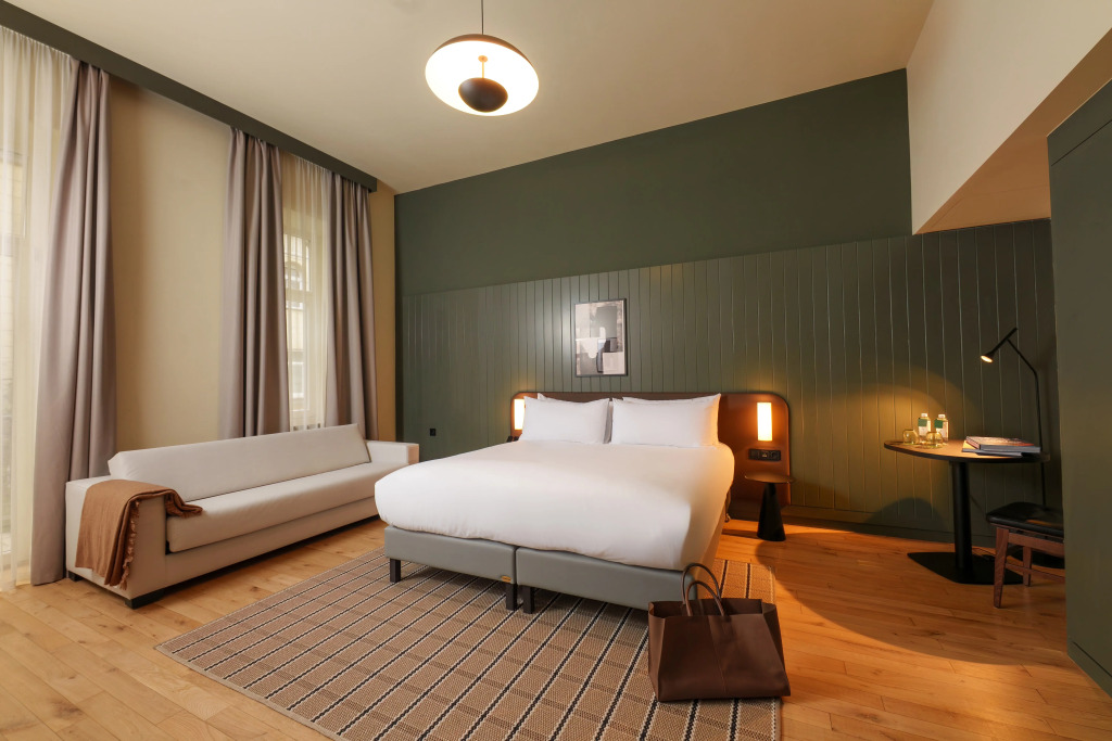 Honest Budapest by Chic & Basic