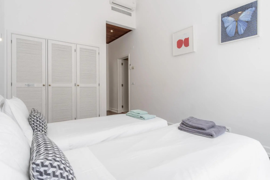 LV Premier Chiado CH4 Spacious, Central, Elevator