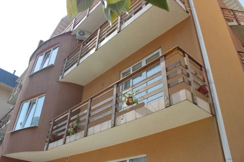 Mango Guest House