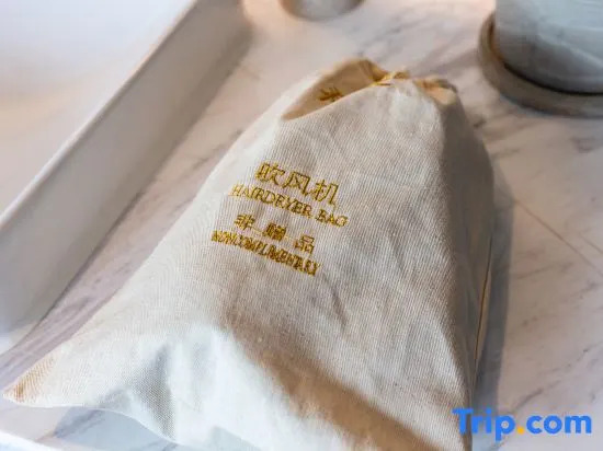 TRUE GO Hotel (Shenzhen Exhibition Center Fumin Subway Station)
