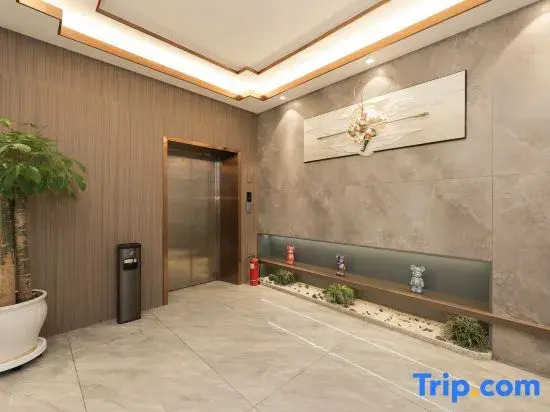 Yunshang Siji Hotel (Huichun Shopping Center Seafood Street Store)