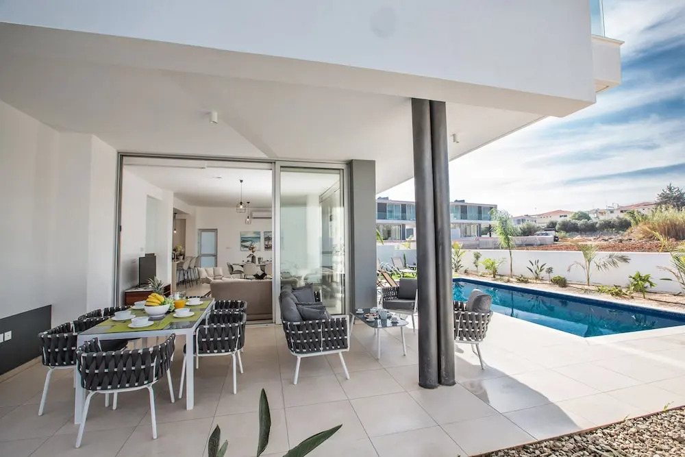 Villa Prol20, Contemporary 3bdr Protaras Villa With Pool, Close to the Beaches