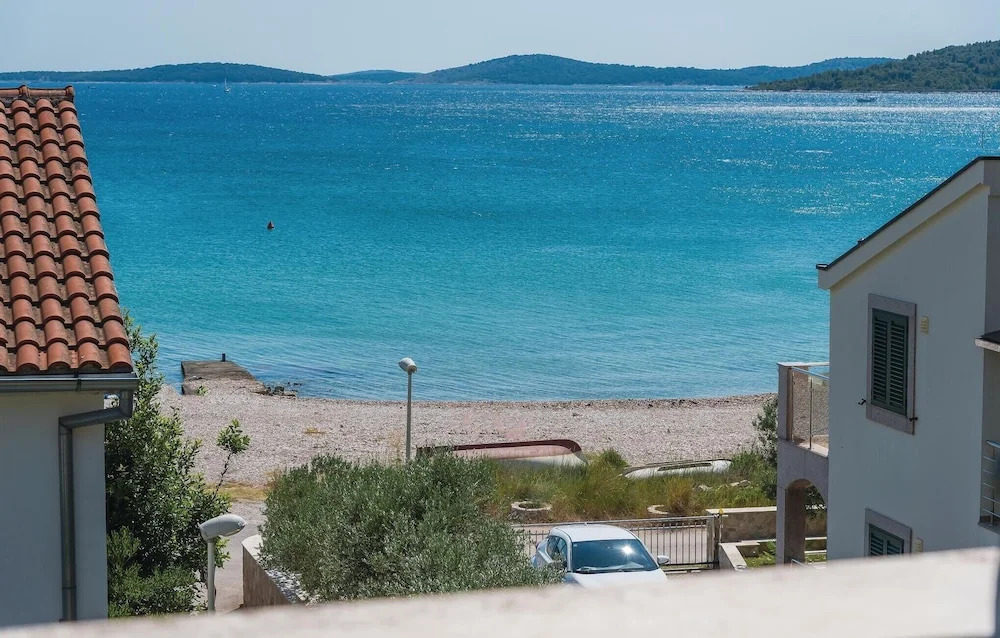 Awesome Home in Jadrija With Wifi and 2 Bedrooms