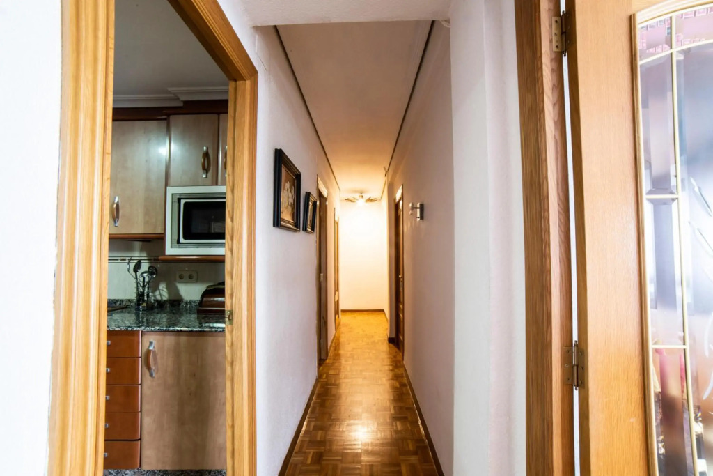 Awesome apartment center Valencia