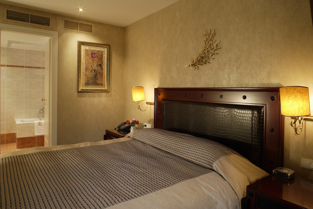 Theoxenia House Hotel