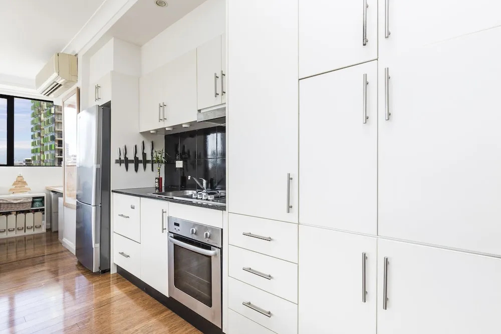 Sunny AC Sydney 2 Bedroom Apt