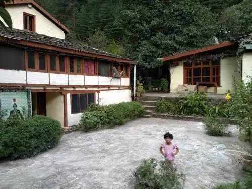 Thakur cottage homestay
