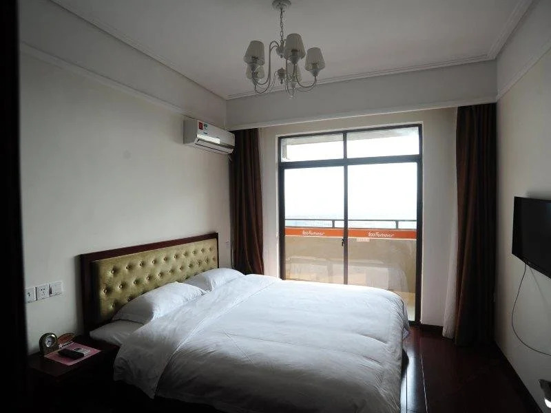 Beihai Bainian Fudi Hotel