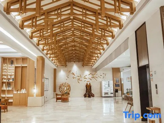 Hot Spring Holiday Hotel