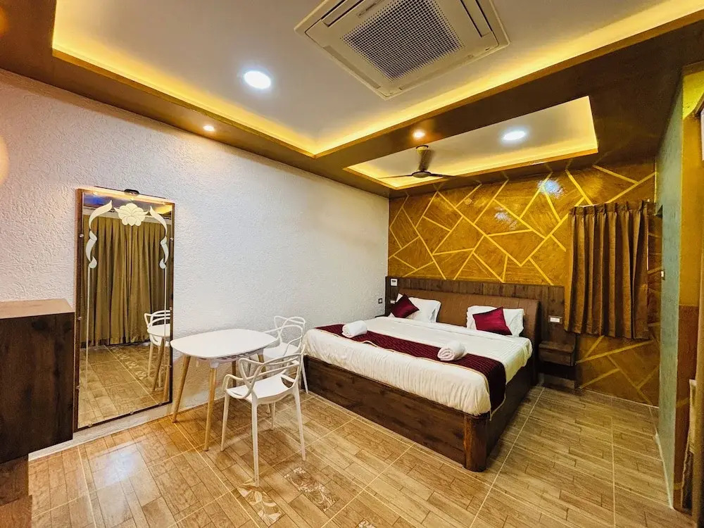 Hotel NN Palace , Tanjore