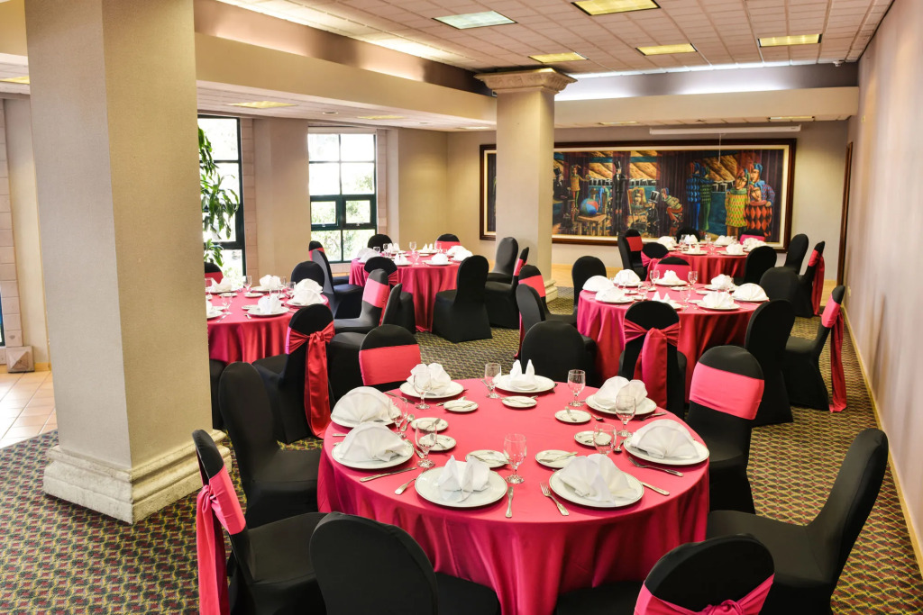 Hotel Plaza Del Libertador