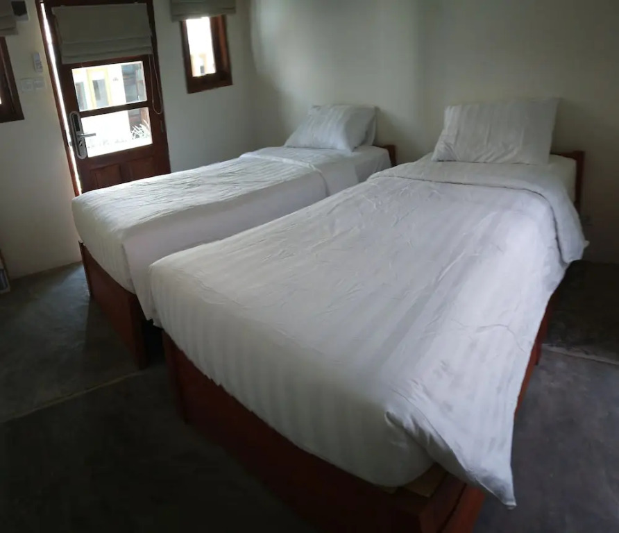 Roots Hotel Trawangan