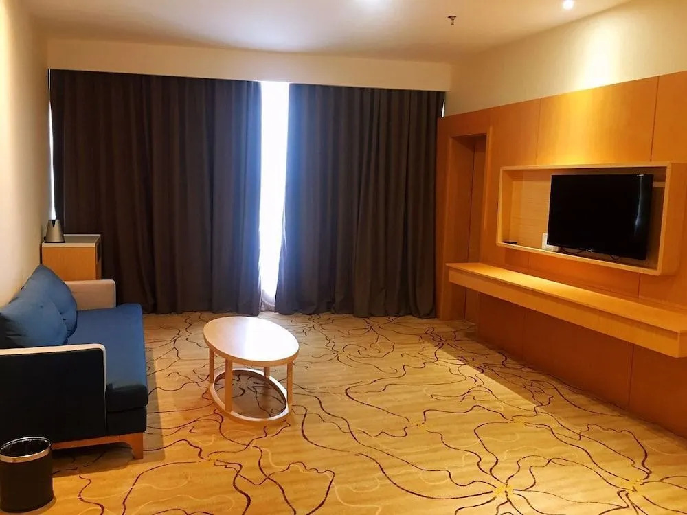 New Beacon Airport International Hotel