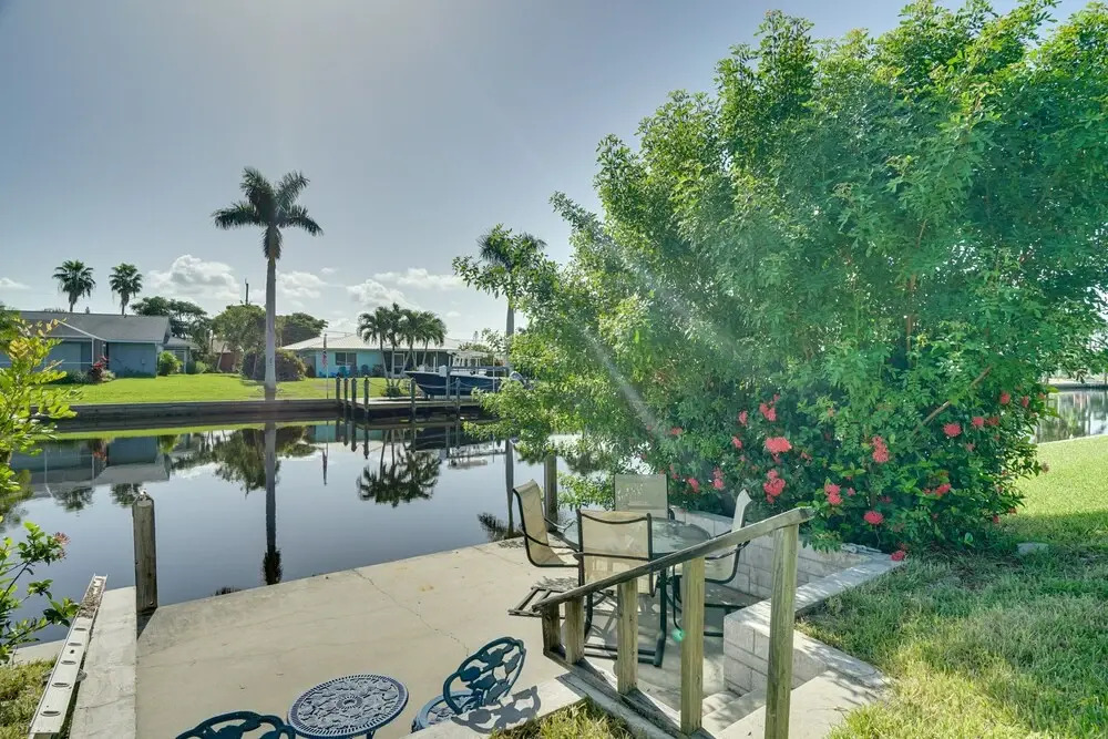 Dock & Screened Porch: Waterfront Cape Coral Home