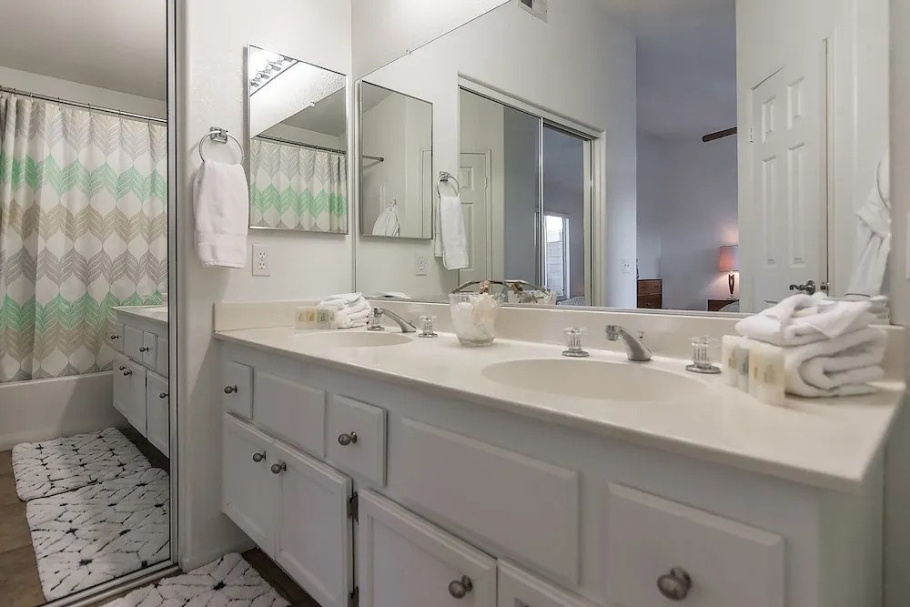 La Quinta Watering Hole Four Bedroom House