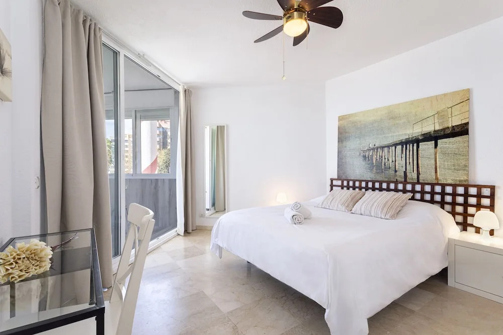 Rentcostadelsol Marbella-El Faro