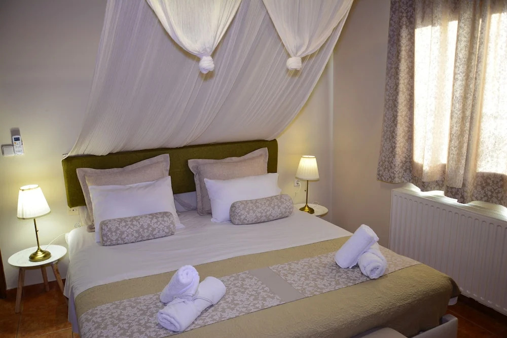 Elianthos Villas