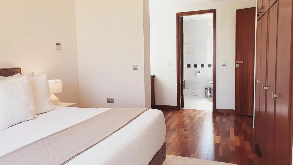 Phaedrus Living: Amorosa 13 Beachside Villa