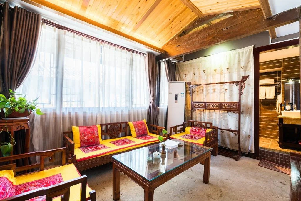 Ruoshuigu Boutique Inn
