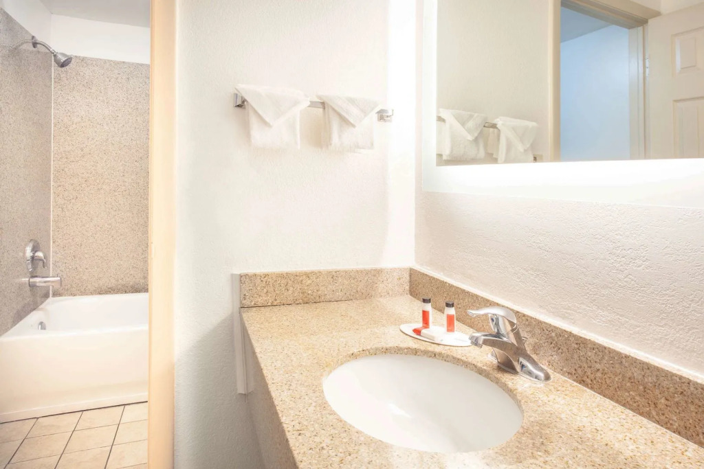 Americas Best Value Inn Orlando, FL