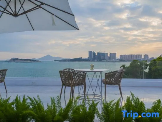 Secret Land Seaview Homestay