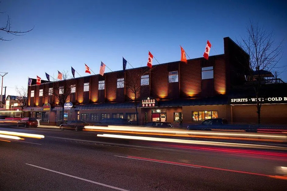 Howard Johnson North Burnabys Boutique