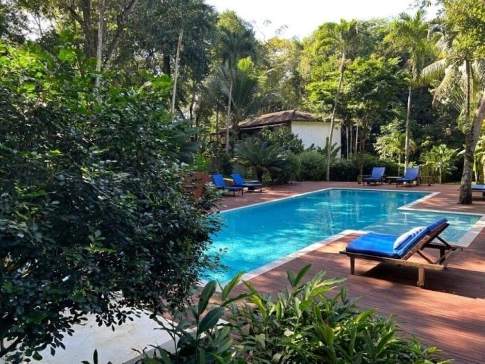 142D Casa com 03 Suítes em Trancoso