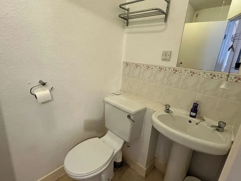 Alondra Hotel