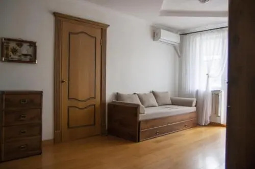 Apartment on Vandy Vasylevskoi Street 3
