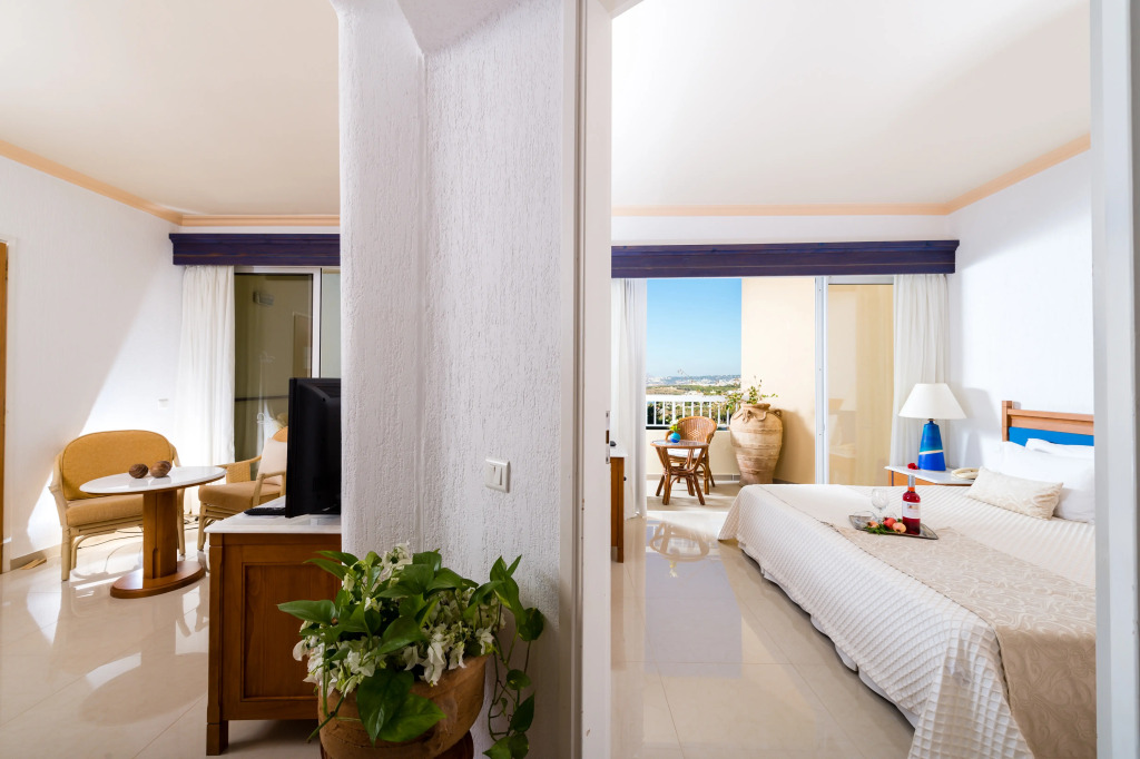 Leptos Panorama Hotel
