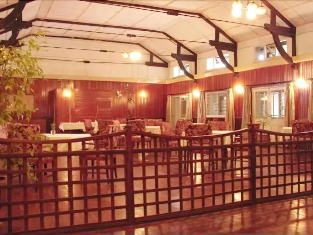 Sirona Hotel