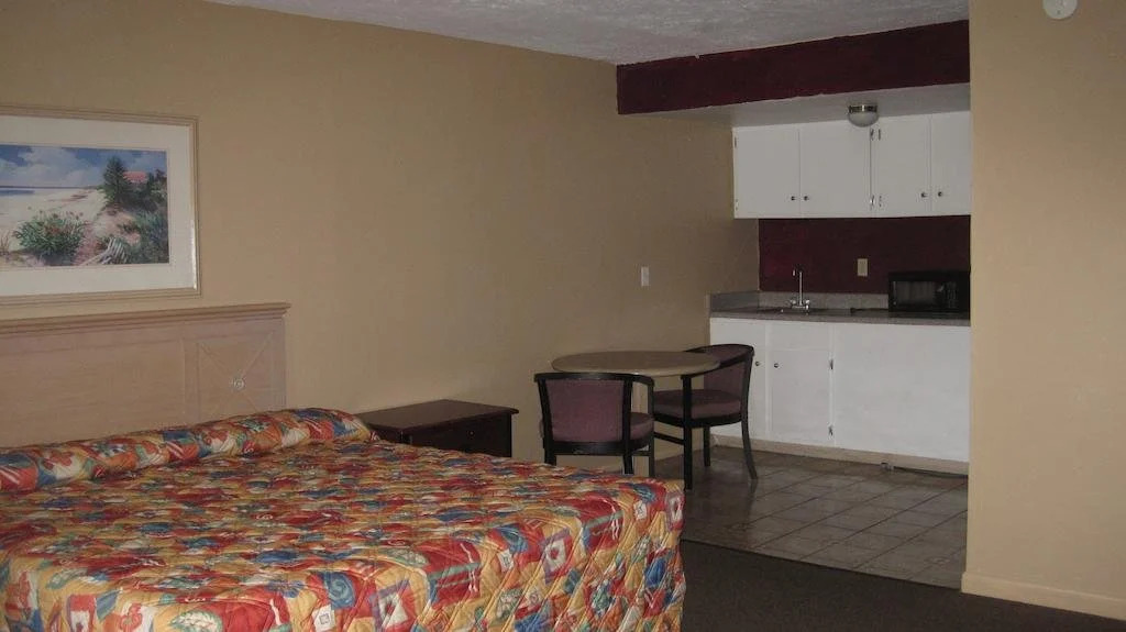 Dunedin Cove Motel