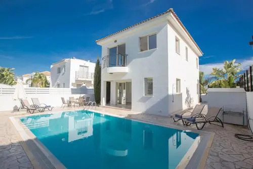 The Ultimate 5 Star Holiday Villa in Protaras with Private Pool And Close To the Beach, Protaras Villa 1292
