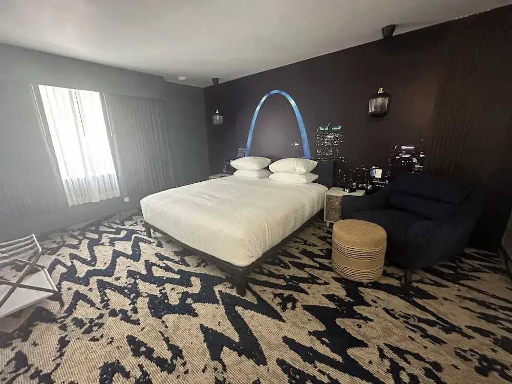 Lighthouse Suites