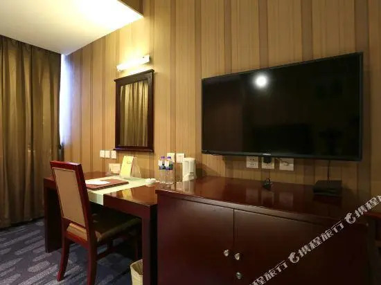 Glory Grand Hotel