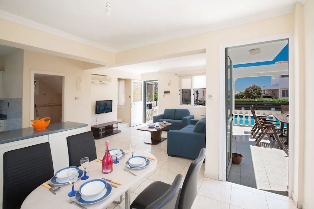 Cyprus Villa Tg12 Gold