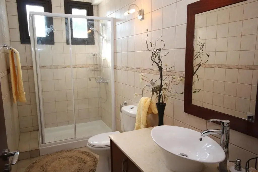 Vineland Cottage Free Wi-fi Big Pool With Walk in Steps