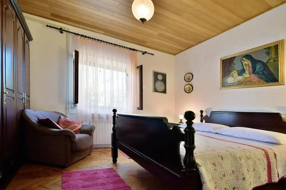 Zlatna - With Beautiful Garden - H