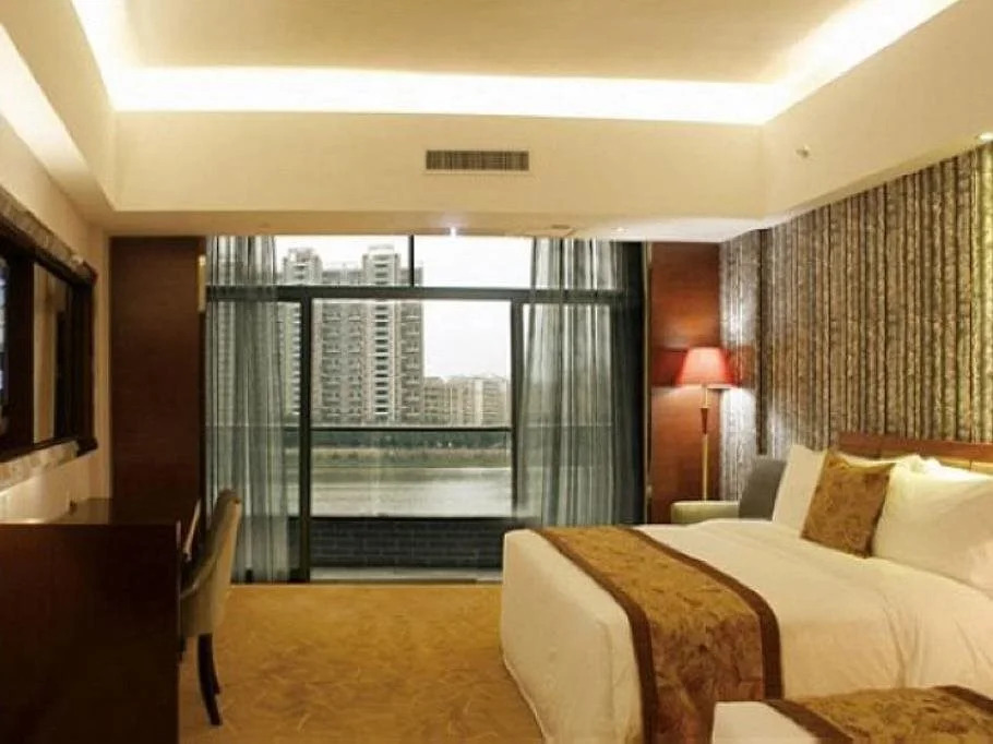 Huangqi Peninsula Hotel