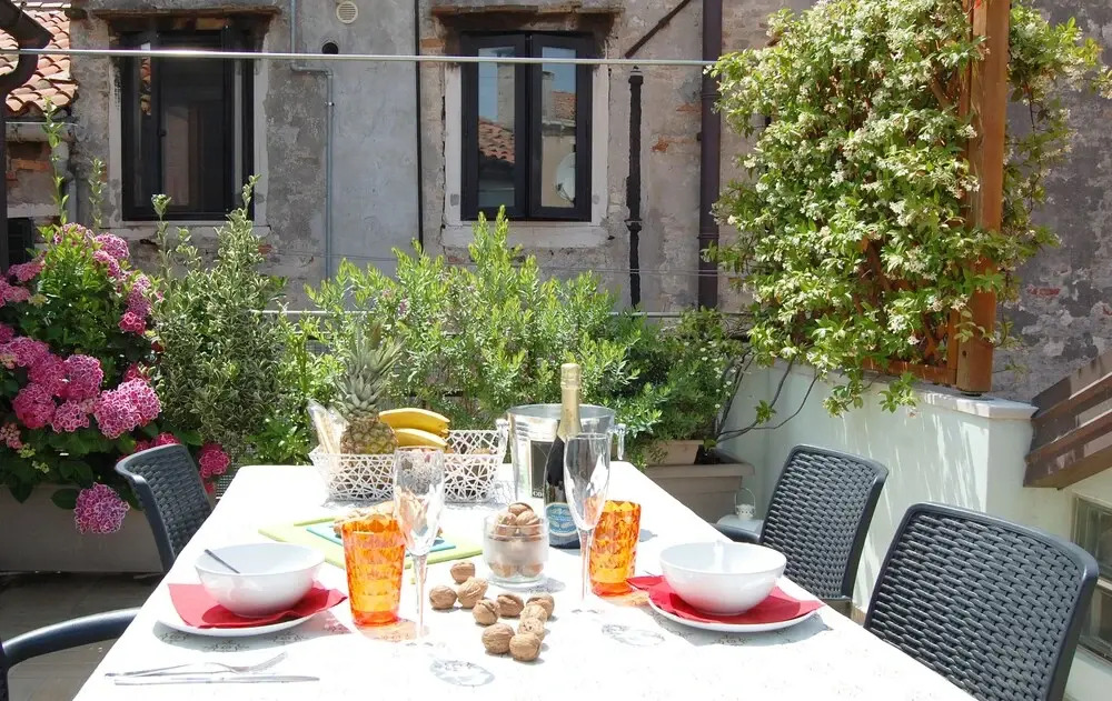 Loft with terrace 10 minutes from S Marco