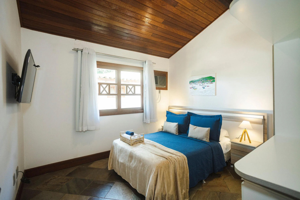 Casa Em Búzios Com 3 Suítes | Vf 07