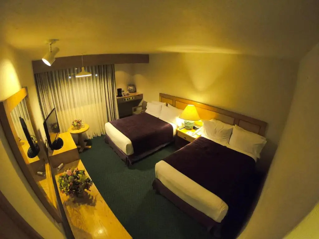 Cantalagua Inn