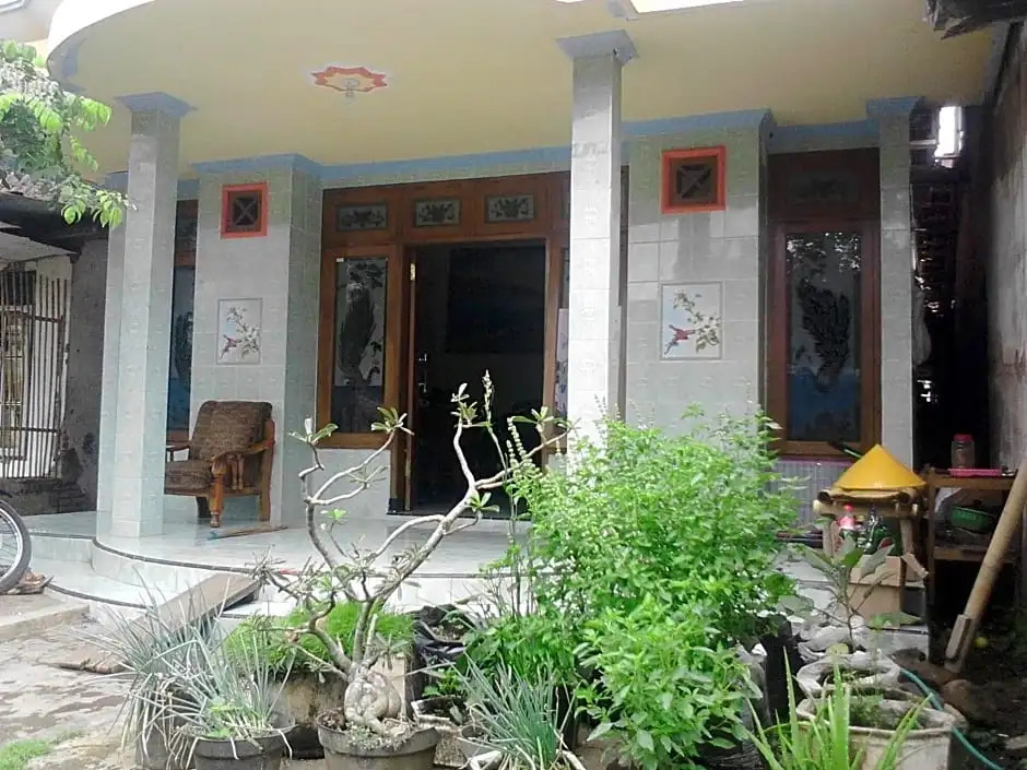 Ijen Adventure Inn