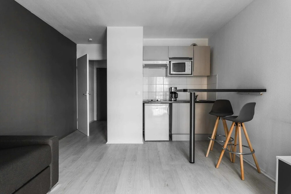 Superb Studio at the Gates of Paris