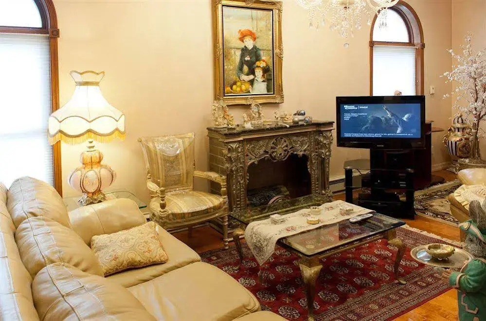 Eves Place