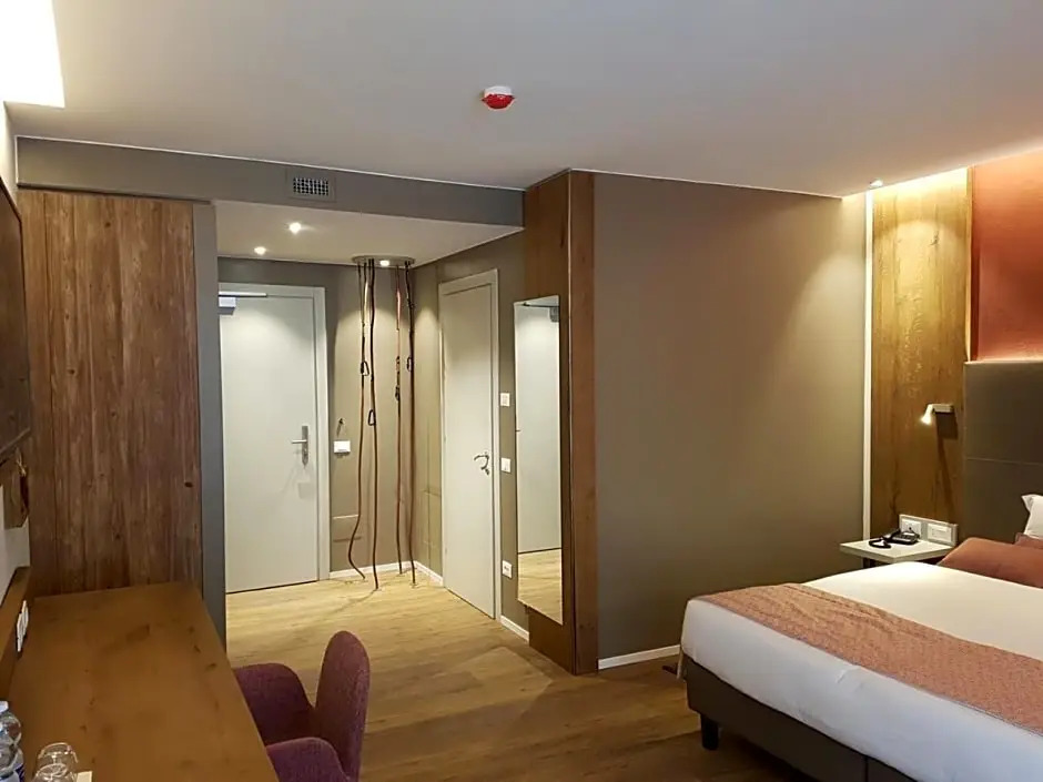 TH Courmayeur