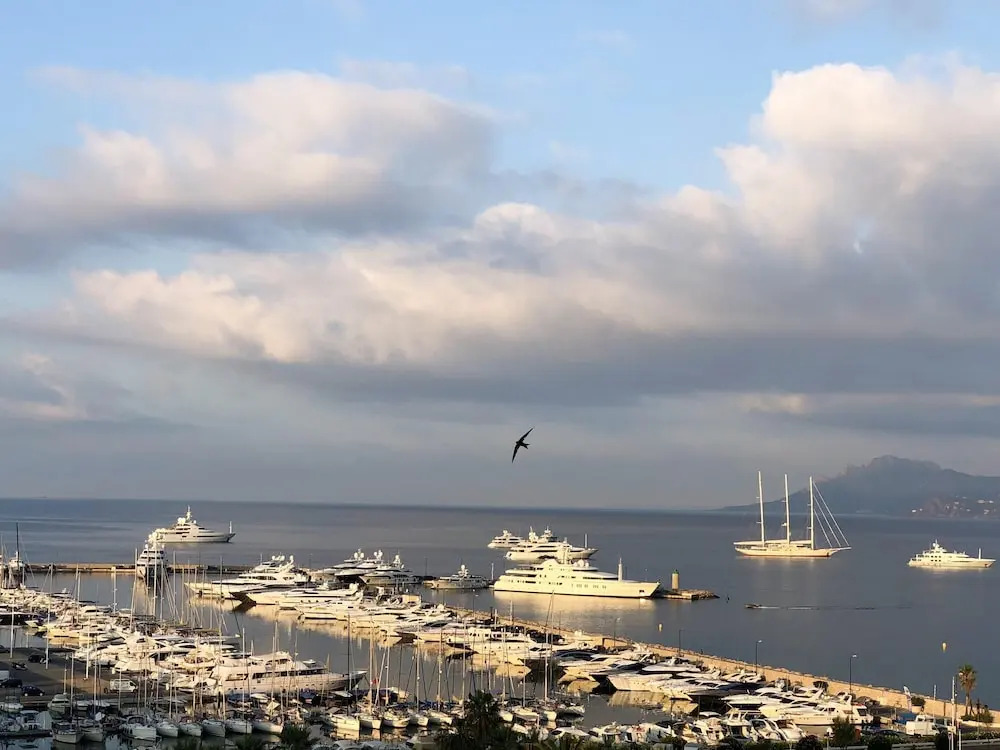 Apartment With 2 Bedrooms in Cannes, With Wonderful sea View, Terrace